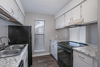 Fully-equipped kitchen