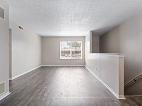 Fremont apartment for rent - living room in townhome