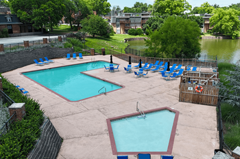4 Swimming pools