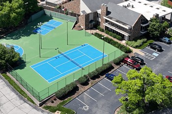 Tennis court