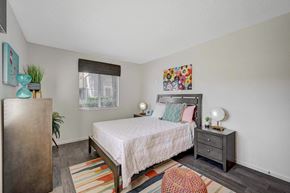 Las Vegas apartment for rent - Large Bedroom at Solstice Apartment Homes, Las Vegas, 89108