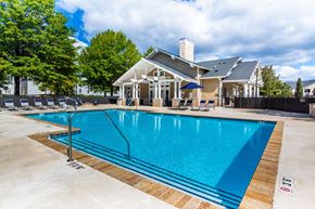Greensboro apartment for rent - Clubhouse swimming pool.
