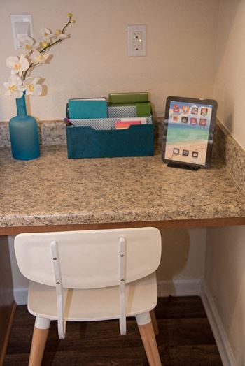 Built-in desk nook at hawthorne at the greene