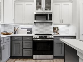 Hixson townhouse for rent - Stainless Steel Appliances, Smooth Ceramic Cooktops, and Large Kitchen Pantries and Storage