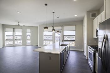 10' Ceilings & wood flooring throughout