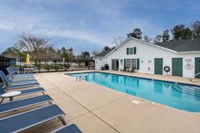 Wilmington apartment for rent - sparkling swimming pool with large lounging area