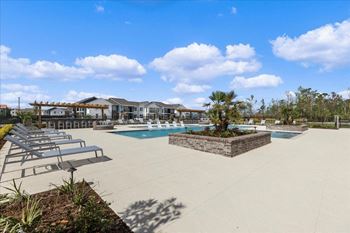 Pool views*