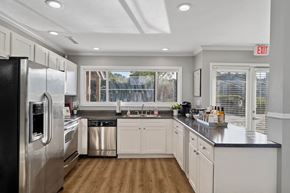 Charleston apartment for rent - modern, new clubhouse kitchen at Ashley River