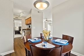 Charleston apartment for rent - spacious dining room next to kitchen area
