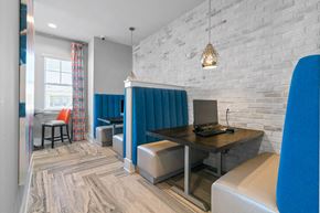 Concord apartment for rent - Hawthorne at the Glen Cyber Cafe