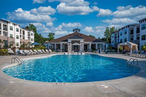 Wilmington apartment for rent - the swimming pool at the residence on lamar apartment homes for rent