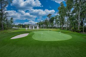Oak Island apartment for rent - Pristine Putting Green