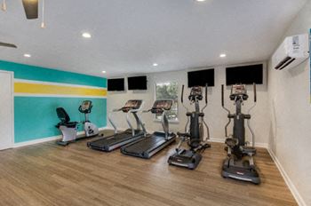 Fitness center at hawthorne at the hall
