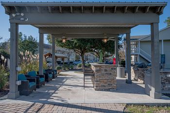 Grilling pavilion at hawthorne commons in wilmington, nc