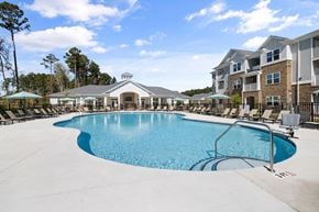 New Bern apartment for rent - Sparkling Resort-Style Swimming Pool with Sun Loungers