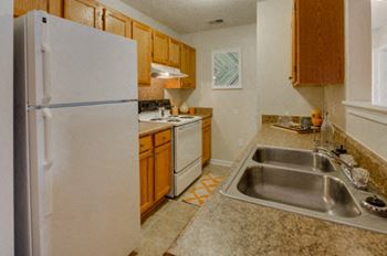 Energy efficient appliances at hawthorne at the hall