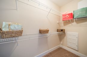 Raleigh apartment for rent - the spacious walk in closets at the enclave at woodbridge apartments in sugar land, tx