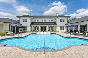 Wilmington townhouse for rent - Saltwater Swimming Pool With Expansive Sundeck