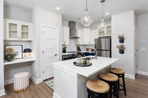Hampstead apartment for rent - Modern Kitchens with Stand-Alone Islands