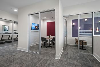 Business center with private office & meeting rooms