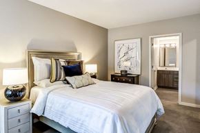 Lombard apartment for rent - Bedroom with cozy bed and lamp at Apex 41, Lombard, IL, 60148