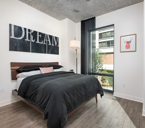 Chicago apartment for rent - large bedrooms