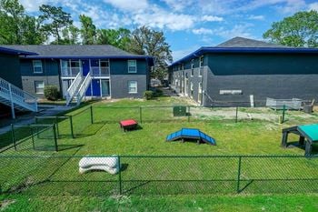 Mandarin bay pet park