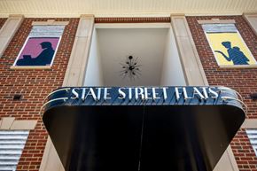 Nashville apartment for rent - A sign that says State Street Flats