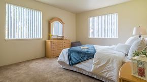 Tucson apartment for rent - Catalina Canyon cozy bedroom including two windows.