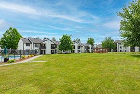 Enumclaw apartment for rent - the reserve at fairfax corner apartments