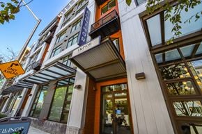 Seattle apartment for rent - the building in which the hotel is located