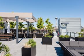 Seattle apartment for rent - a view of the roof deck at the hyatt regency san francisco