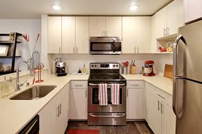 Kirkland apartment for rent - Kitchen
