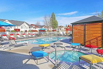 Spa & hot tub