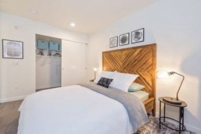 Redmond townhouse for rent - Bedroom