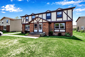Amherst triplex for rent - 305/307 Kaymar Drive Duplex for Rent in Amherst, NY