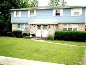 Amherst triplex for rent - 258 Sundridge