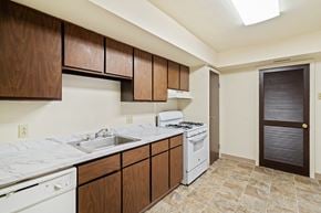 Amherst condo for rent - 4547 Chestnut Ridge Road