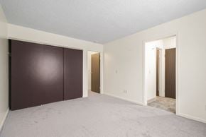 Amherst condo for rent - 4547 Chestnut Ridge Road