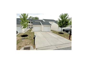 Amherst townhouse for rent - 723 Robin Road