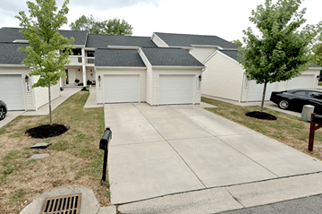 Amherst townhouse for rent - 723 Robin Road
