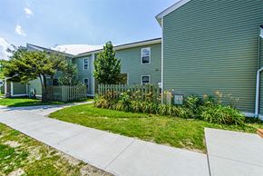 Buffalo apartment for rent - Parkside Houses – One to Four-bedroom, One to One and a Half-Bath Units – Amherst, NY – Off Street Parking – UB North – Swimming Pool – Tennis Court - Cable/Internet Ready - In-unit Laundry