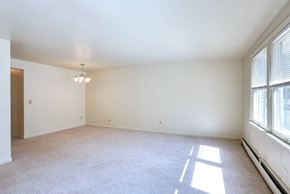 Amherst townhouse for rent - Sundridge Apartments – Kitchen - Dining – Efficient Appliances Included – Dishwasher - Electronic Thermostat – Storage - Electric Range - 24 Hour Emergency Maintenance – Basic FIOS Internet Included -