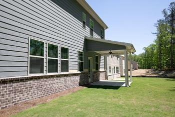 Covered patio*