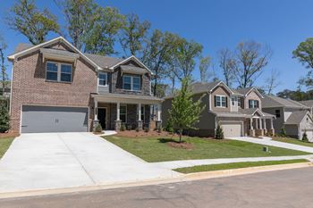 Expansive home lots