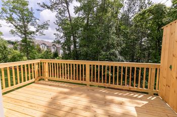 Expansive balcony