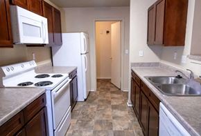 Tuscaloosa apartment for rent - Galley-Style Kitchen