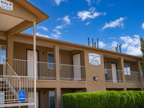 El Paso apartment for rent - A building with a sign that says "NORTE DAM" on it.