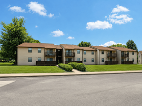 Richmond apartment for rent - Apartment complex with a clear blue sky above.