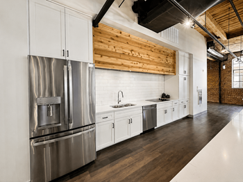 Club lounge with fully equipped kitchen